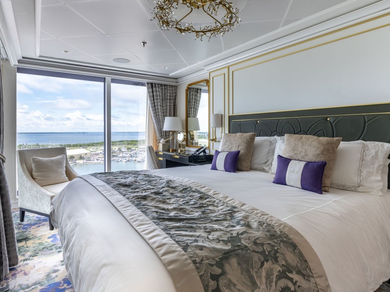 2-Story Royal Suite with Verandah